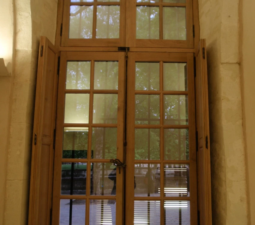 Réalisation d'une fenêtre en bois sur mesure