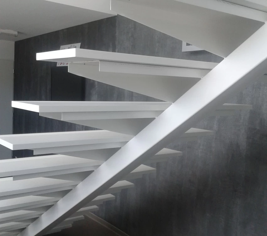Escalier en pierre acrylique naturelle LG-Himacs